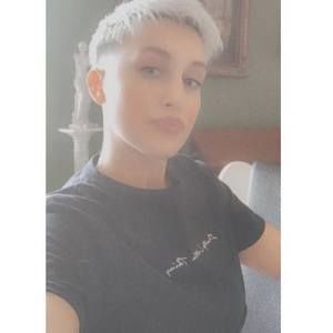 Meet your Posher, Jade